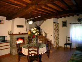 agriturismo arezzo - appartamento torre soggiorno